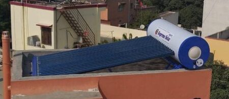 supreme solar 165 ltr sleeper model