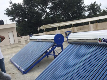 Supreme Solar 500 LPD SS Water Heater - Image 2